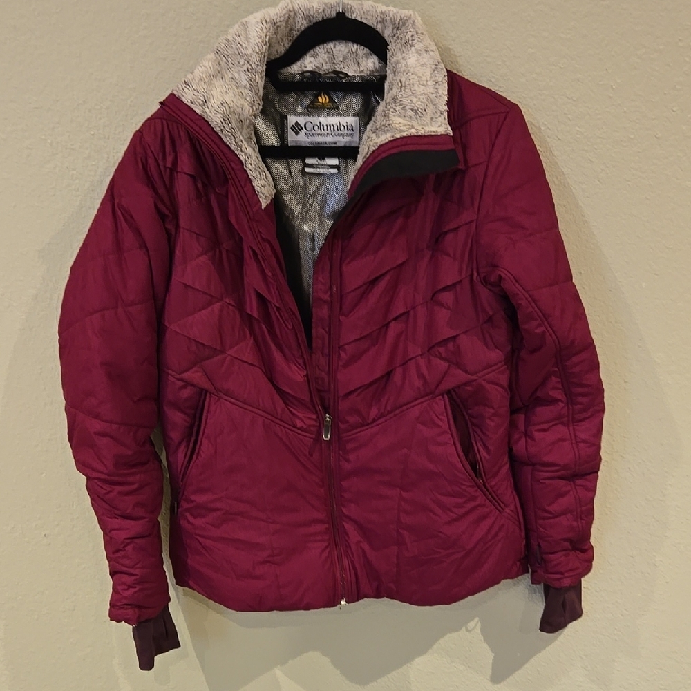 Columbia Women's Deep Red Puffer Jacket